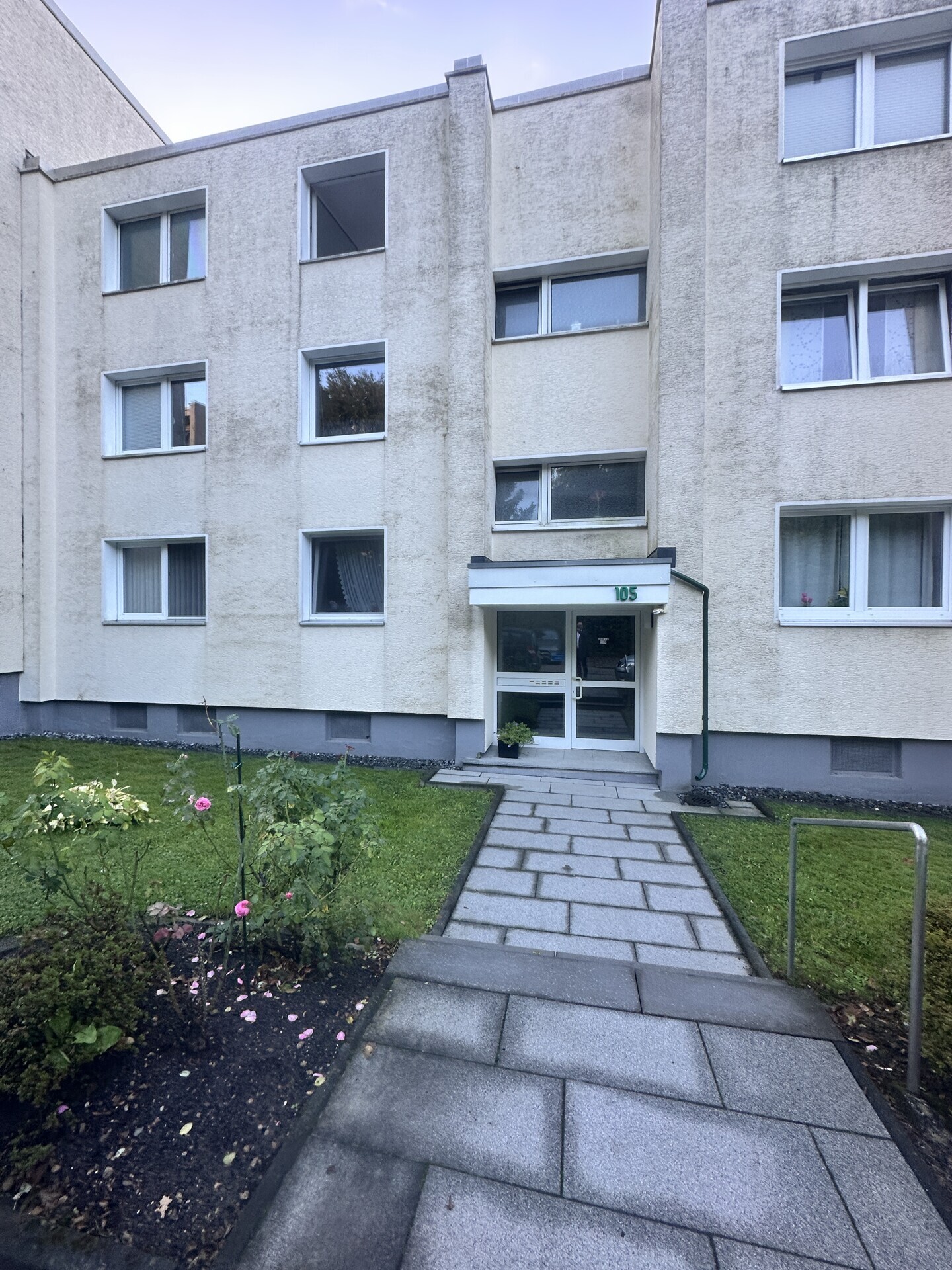 Eigentumswohnung mit Balkon & Stellplatz